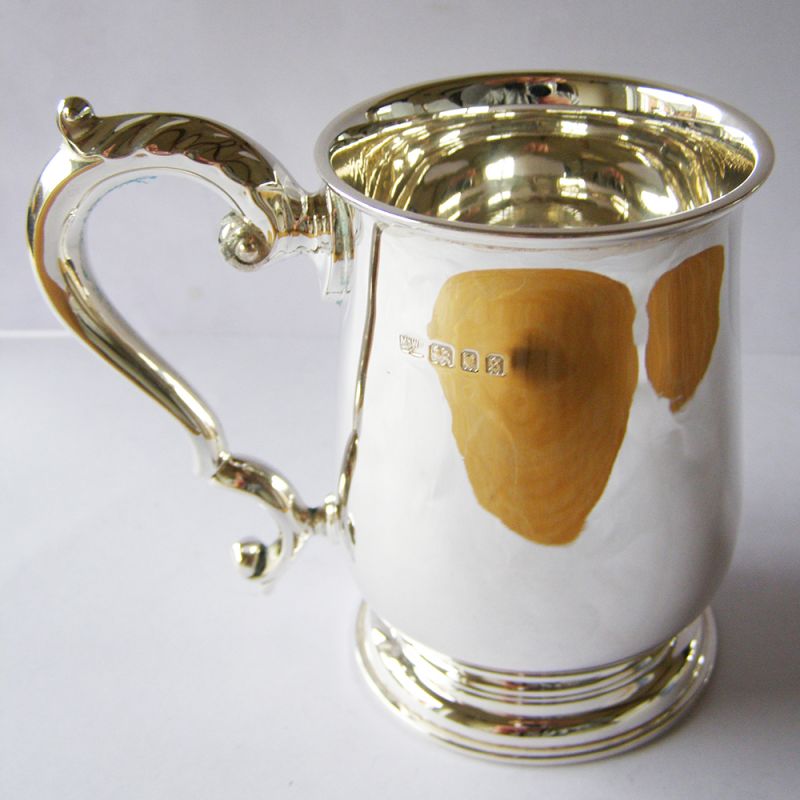 Hallmarked Sterling Silver Half Pint Georgian Tankard