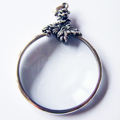 sterling silver hallmarked magnifier pendant and chain